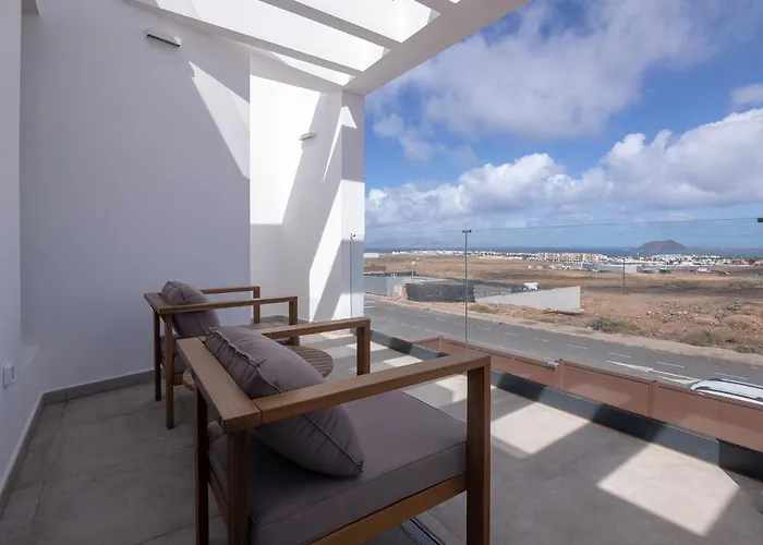Villa Yolo Luxe Sur Private Pool Corralejo By Holidays Home